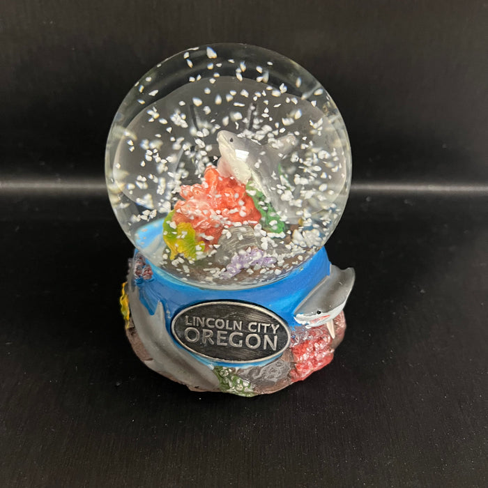 Shark 65 mm Snow Globe