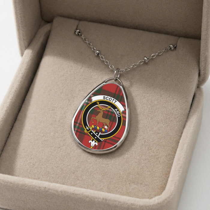 Scott clan tartan necklace showing clan crest and Amo motto detail