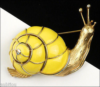Vintage Crown Trifari 3D Figural Yellow Enamel Snail Brooch Pin Shell Slug 1960's
